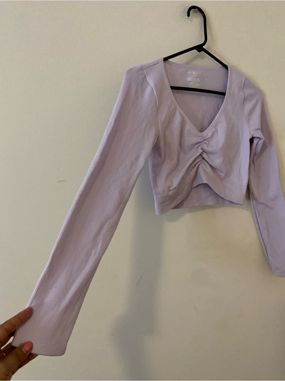 wild fable pastel Lavender Ruched V-Neck Cropped Long Sleeve Top - Picture 3 of 7